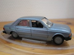 58 NOREV PEUGEOT 305.jpg